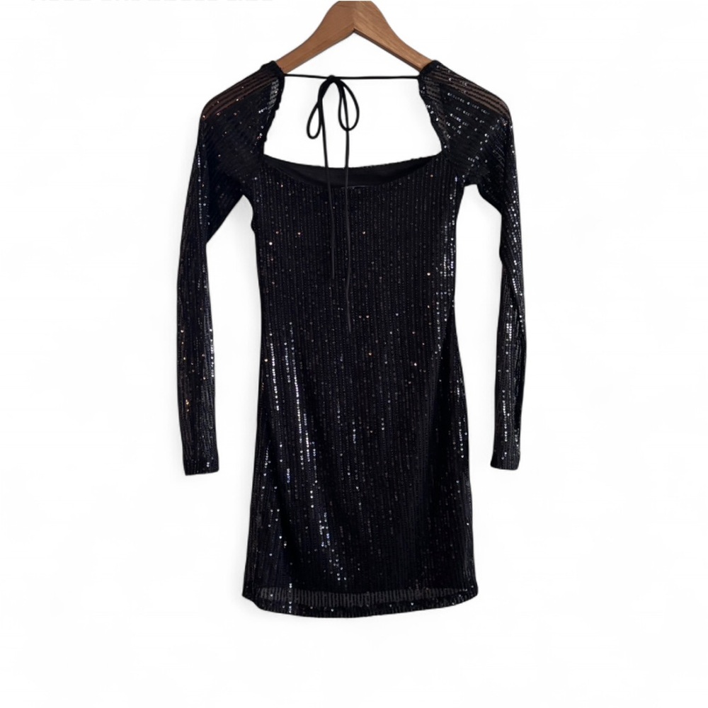 Lucy‎ in the Sky Black Sequin Long Sleeve Dress